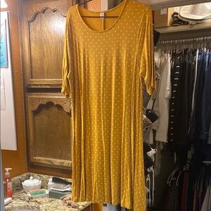 Old Navy Yellow A-Line Dress with Scoop Neck and Dolman Sleeves